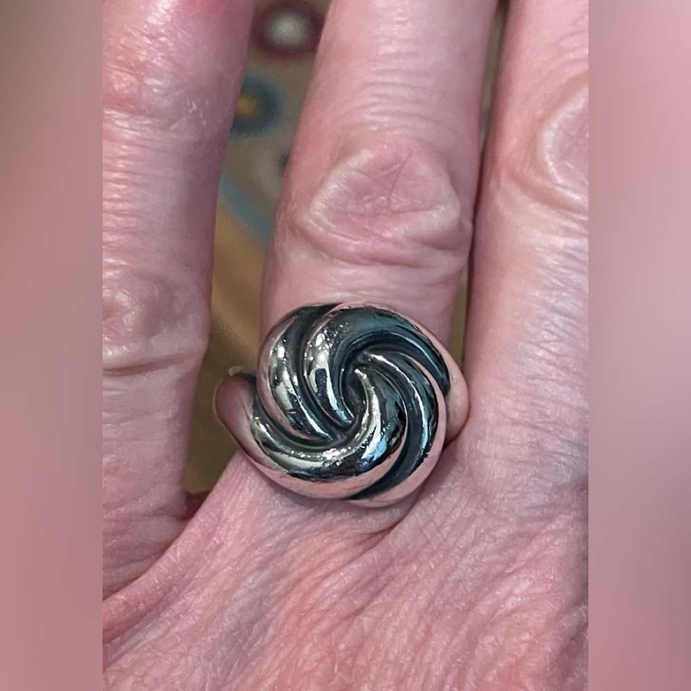 James Avery french knot ring
